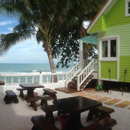 Teeny Beach Sichon Luaran gambar